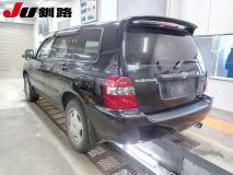 Toyota KLUGER 2004