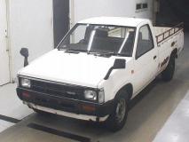 NISSAN DATSUN 1987